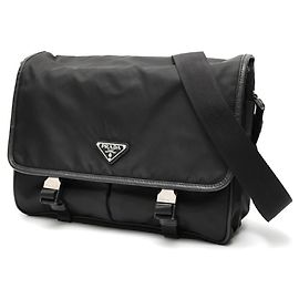 Bolsa de Ombro em Nylon e Couro Saffiano Prada Preto
