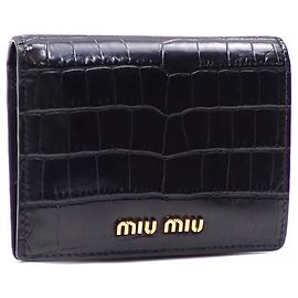 Miu Miu Geldbörse im Querformat aus schwarzem Leder Schwarz