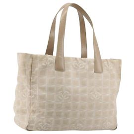 CHANEL Nuova linea da viaggio Borsa a mano in nylon beige oro CC Auth BA12132 Beige D'oro