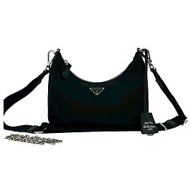 Borsa a Spalla Prada Re-Edition 2005 in Pelle Saffiano Re-Nylon Nero