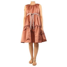 Rochas Robe évasée en rose gold avec bordures plissées - taille UK 8 Rose