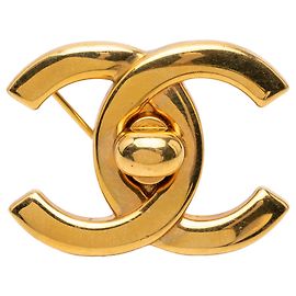 Broche Turn Lock en Plaqué Or CC Doré de Chanel Doré