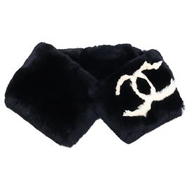 Bufanda de piel de conejo Coco Mark de Chanel Negro
