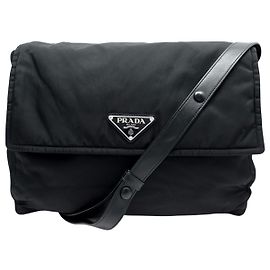 BORSO PRADA RE-NYLON GRANDE IMBOTTITO 1BD256 CON TRACOLLA Nero