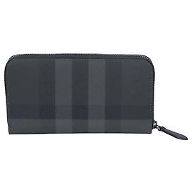 Burberry Check Leather Zipper Round Wallet Grey