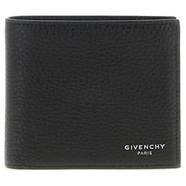 Givenchy Grain Leather Wallet Black