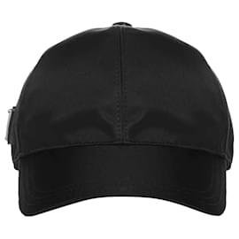 Prada Boné de beisebol em nylon com logo triangular Preto