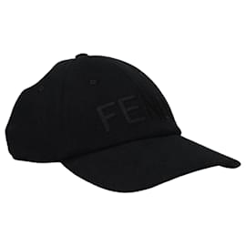 Fendi Boné com Logo Preto