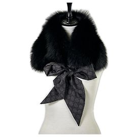 GUCCI Fox Fur GG Pattern Tippet Scarf Brown Black