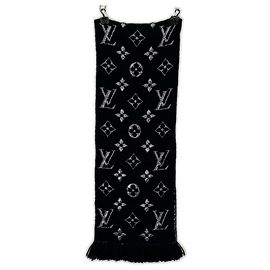 Louis Vuitton Black Wool Shawl Black
