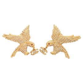 Chanel Coco Mark Eagle Metal Rhinestone Gold Earrings Golden