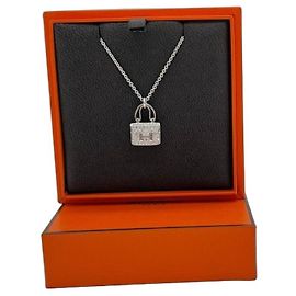 Collier Hermès en or blanc et diamants Autre