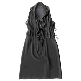 PRADA SEIDENCREPE-KLEID. Schwarz