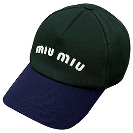Miu Miu Baseballcap Drill mit gesticktem Logo in Abatte Royal Green Grün