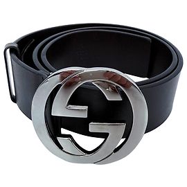 Cinto de couro marrom escuro com fivela GG entrelaçada Gucci, tamanho 75 Marrom