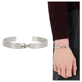 Maison Martin Margiela Bracciale con numero attorcigliato Argento Metallico