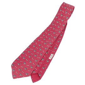 Hermès Corbata de Seda Roja HERMES Auth 174886 Roja