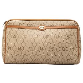 Dior Beigefarbene beschichtete Canvas-Clutch mit Wabenmuster Beige