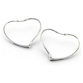 Orecchini a cerchio Open Heart di Elsa Peretti di Tiffany & Co. Argento