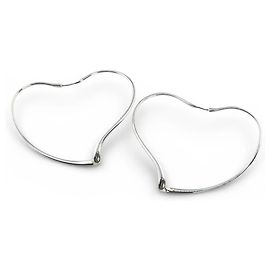 Orecchini a cerchio Open Heart di Elsa Peretti di Tiffany & Co. Argento