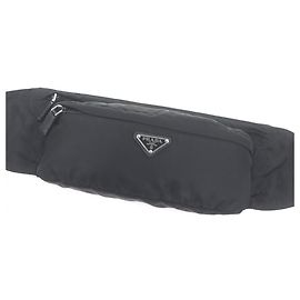 Bolso de Hombro con Logo Triangular 2VL132 de Prada Negro