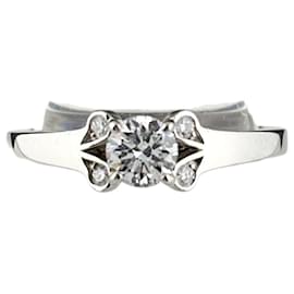 Cartier Ballerina Ring in Platinum Silvery
