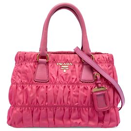 Borsa Prada in tessuto gaufre rosa Rosa
