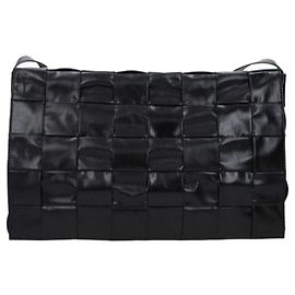 Bottega Veneta Intrecciato Cassette Bag Black