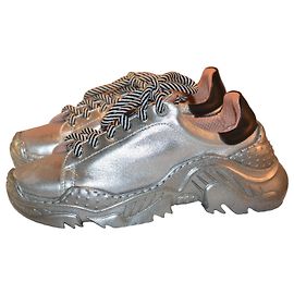 No 21 Sneaker silbernes Leder Größe 35 Silber