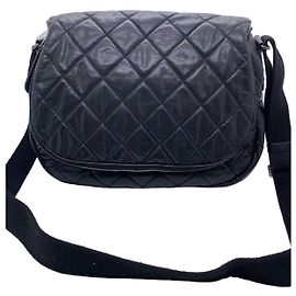 Bolsa Chanel Airport em couro preto Preto
