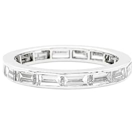 Ring von Van Cleef & Arpels, 'Romance' Band, Platin und Baguette-Diamanten. Andere