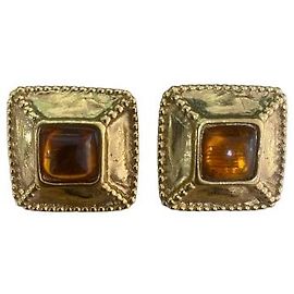Brincos de clip com pedras de âmbar Yves Saint Laurent Outro