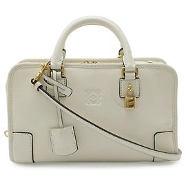 Bolsa Loewe Amazona 23 Anagram Cru