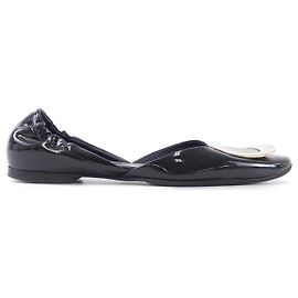 Roger Vivier Leather Shoes Black