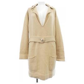 Chanel P47679K06042 Kaschmir Strick Beige