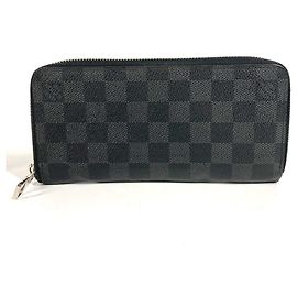 Louis Vuitton Damier Graphite Long Wallet Black