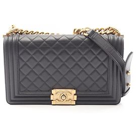Bolso Boy de Chanel Castaño