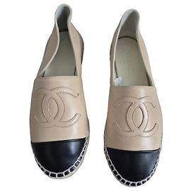 Espadrilles Chanel en cuir beige 36 Beige