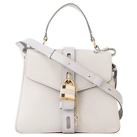 CHLOÉ - Bolsa de Ombro Aby Chloé em Couro Texturizado Cinza Claro Cinza