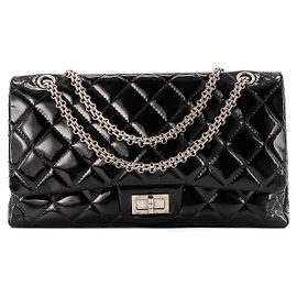 CHANEL - Borsa a tracolla 2.55 large Chanel in pelle vernice nera Nero
