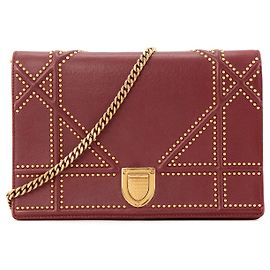 DIOR - Bolso de Hombro Diorama en Cuero Burdeos con Estrellas Doradas Burdeos
