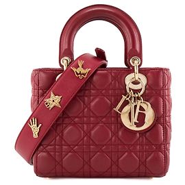 DIOR - Bolsa de Ombro Lady Dior Pequena em Couro Vermelho Liso Vermelho