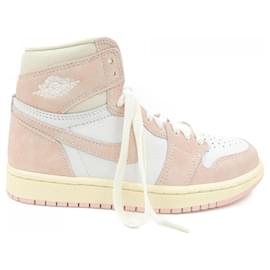 Autre Marque Baskets Nike Rose Blanc