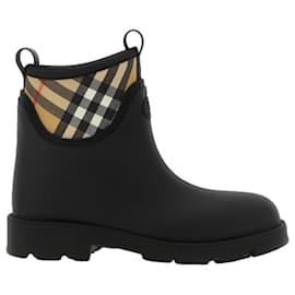 Burberry Marsh Rubber Stamp Low Boots Black