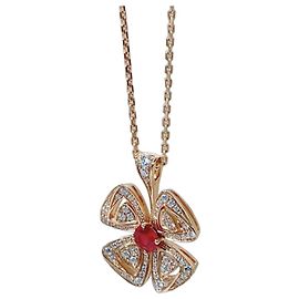 Colar Bulgari Fiorever Blossom em ouro rosa diamantes e rubi Dourado