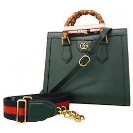 Sac à main Gucci Diana en cuir vert Vert