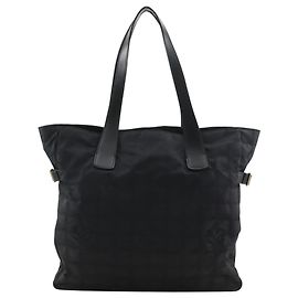Borsa Tote della nuova linea di viaggio Chanel Nero