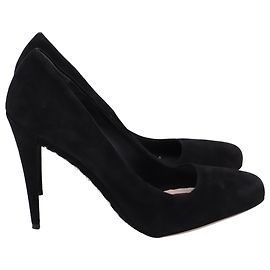 Miu Miu Décolleté Semi Punta in Camoscio Nero Nero
