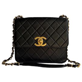 Borsa a tracolla vintage Chanel grande logo CC nera Nero