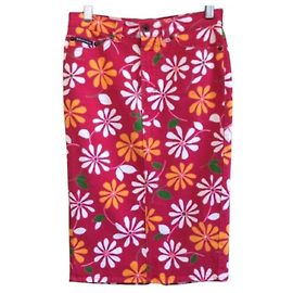 Leckender roter DOLCE & GABBANA Rock mit Gänseblümchenmuster, neu Rot Mehrfarben